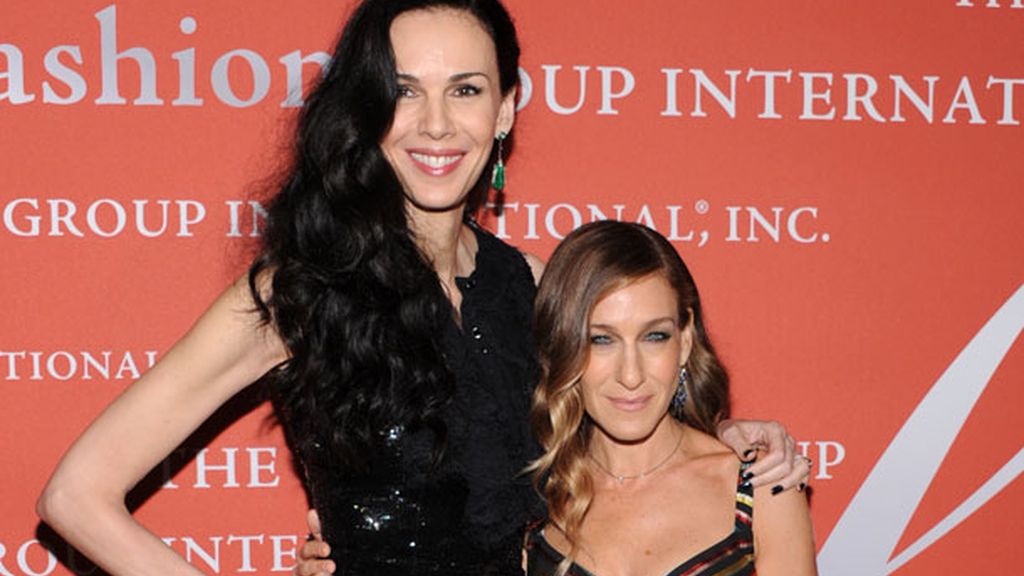 Sarah Jessica Parker, un arco iris entre las estrellas de la moda