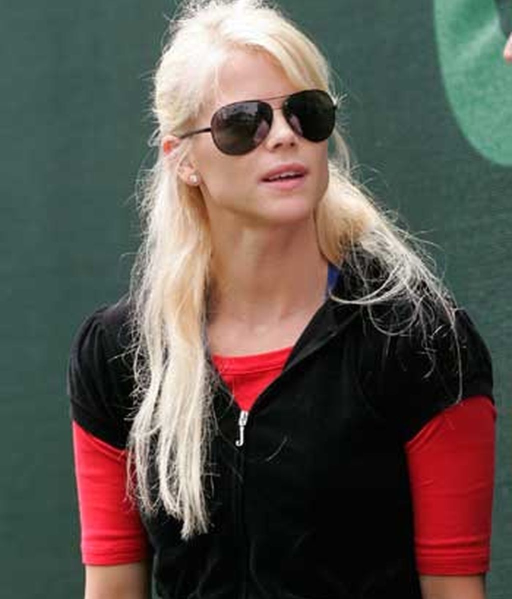 Elin Nordegren le pide el divorcio a Woods