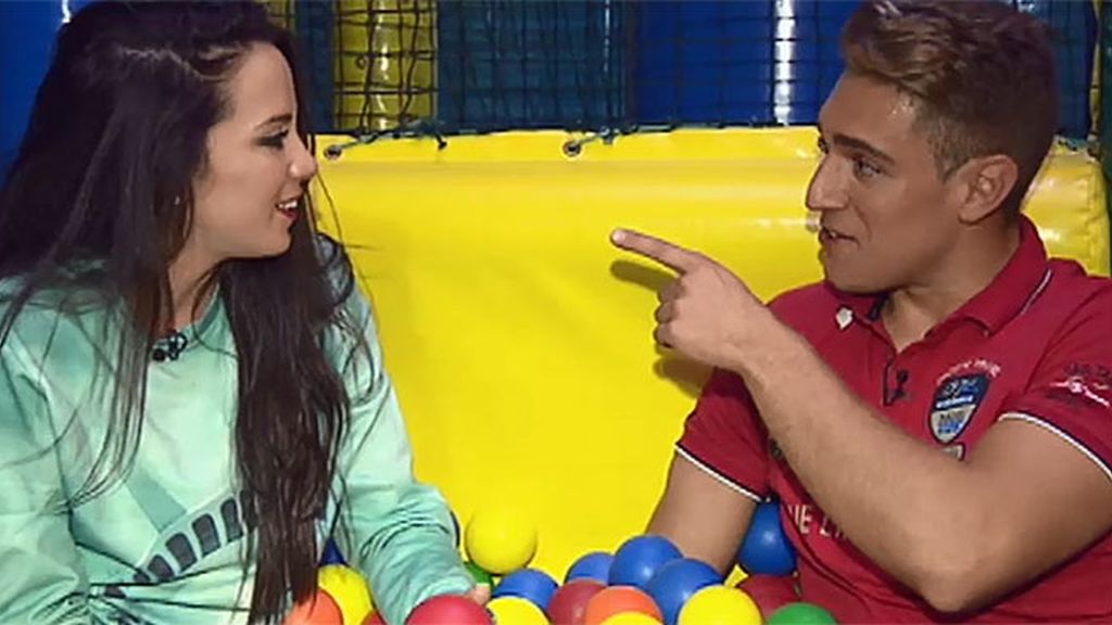 Samira, a Rafa: "No me mires con esos ojos porque me hipnotizas"