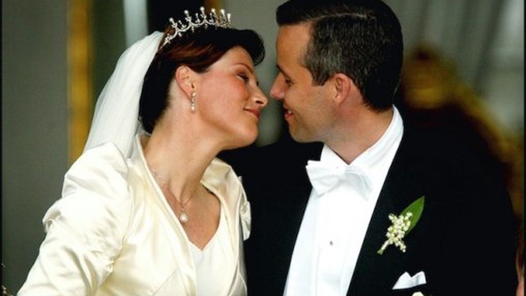 Comedidos, torpes, entregados... Así son los besos reales