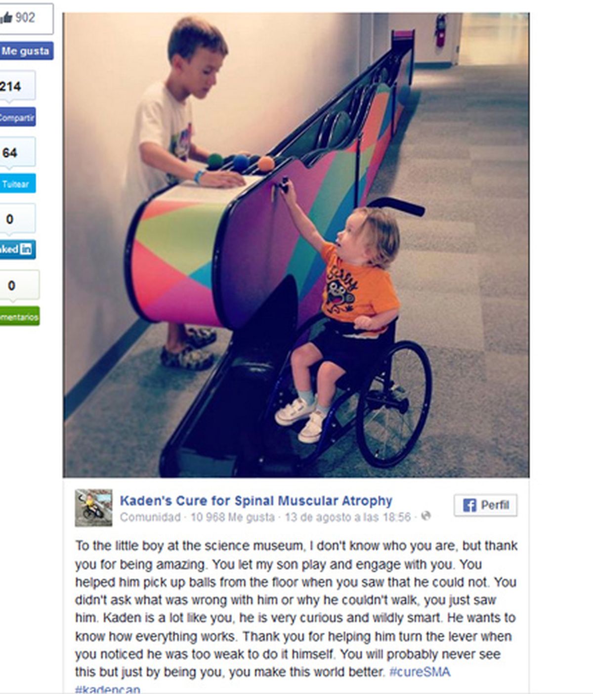 La foto de un niño que atiende a otro con discapacidad sin diferencia alguna se convierte en viral