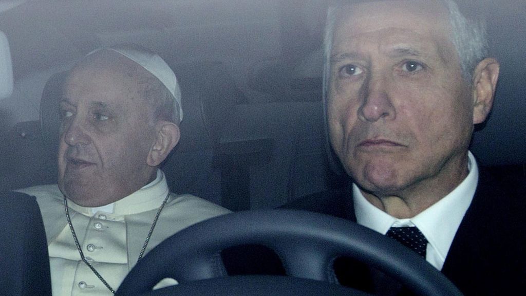 Primera salida de Bergoglio como Papa