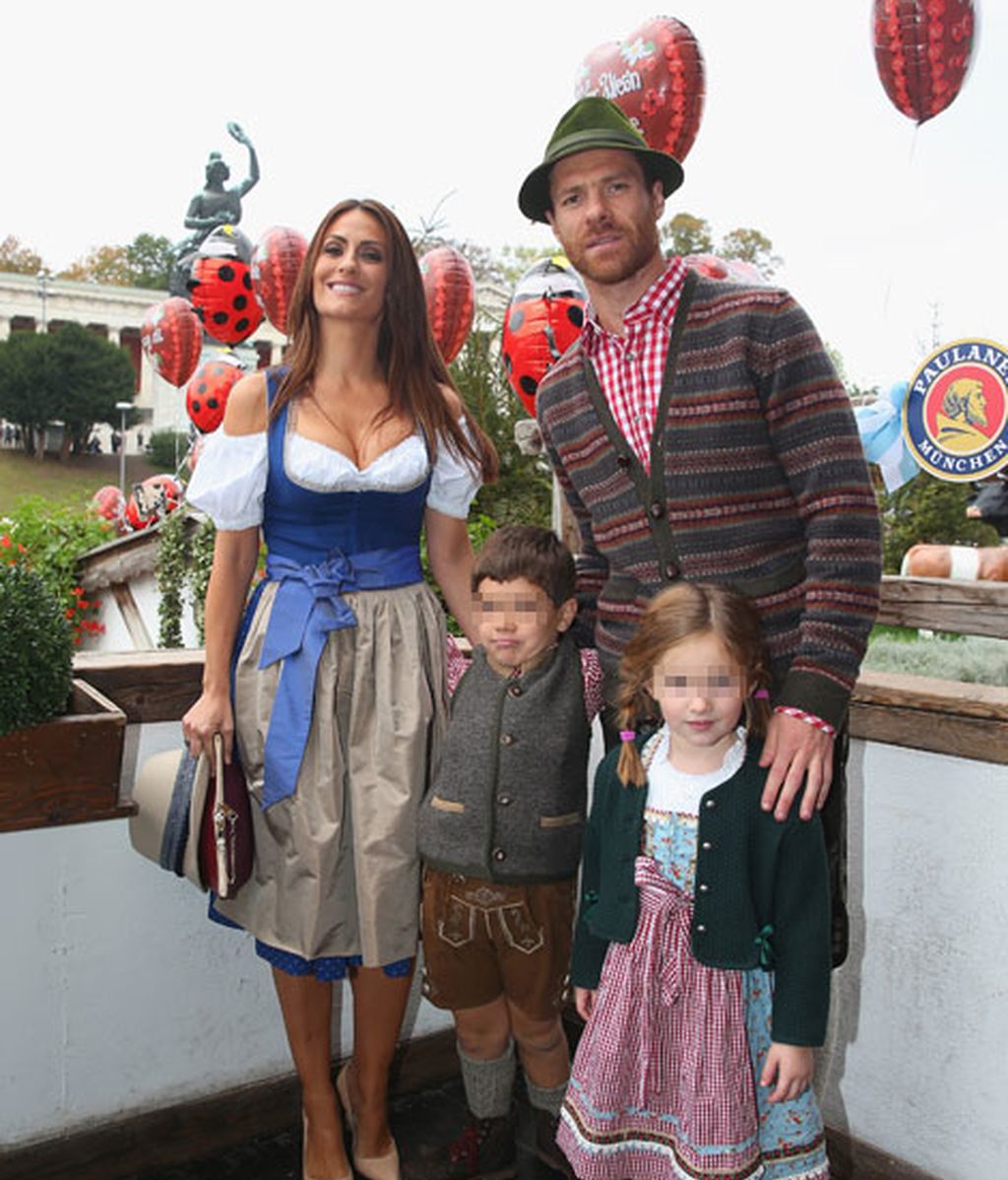 Xabi Alonso, Pep Guardiola, Pepe Reina... el 'spanish Bayern' disfruta de la Oktoberfest