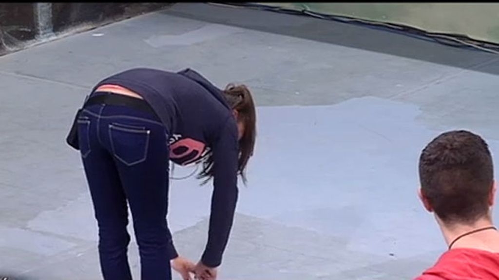 Los concursantes disimulan saber el secreto de Yessica y Anabel