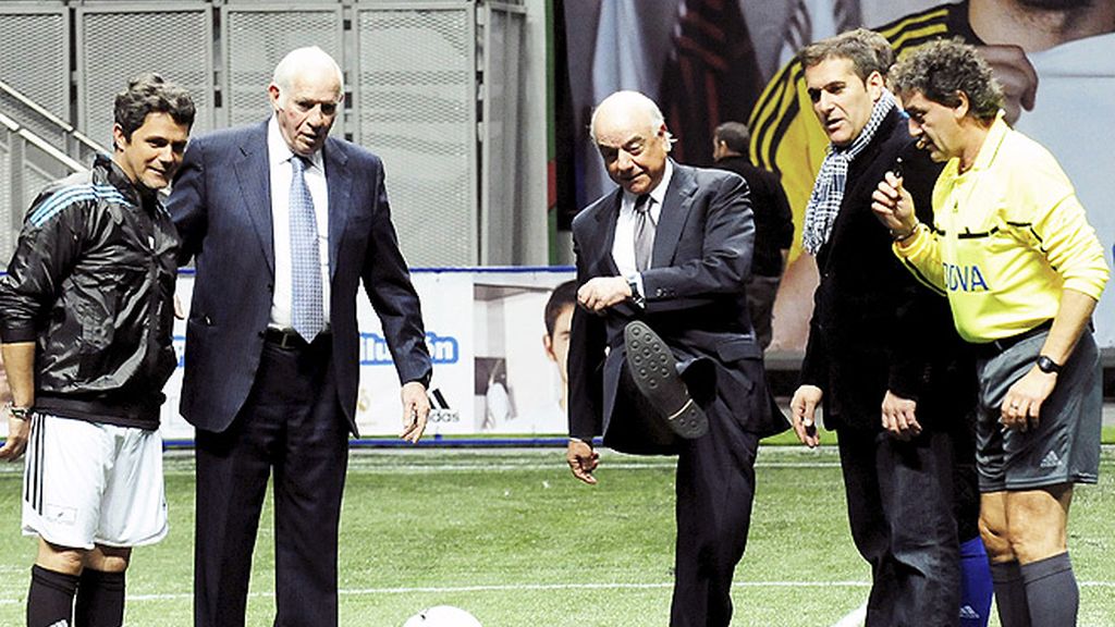 Abrazoterapia de famosos para curar a un Casillas enfermo