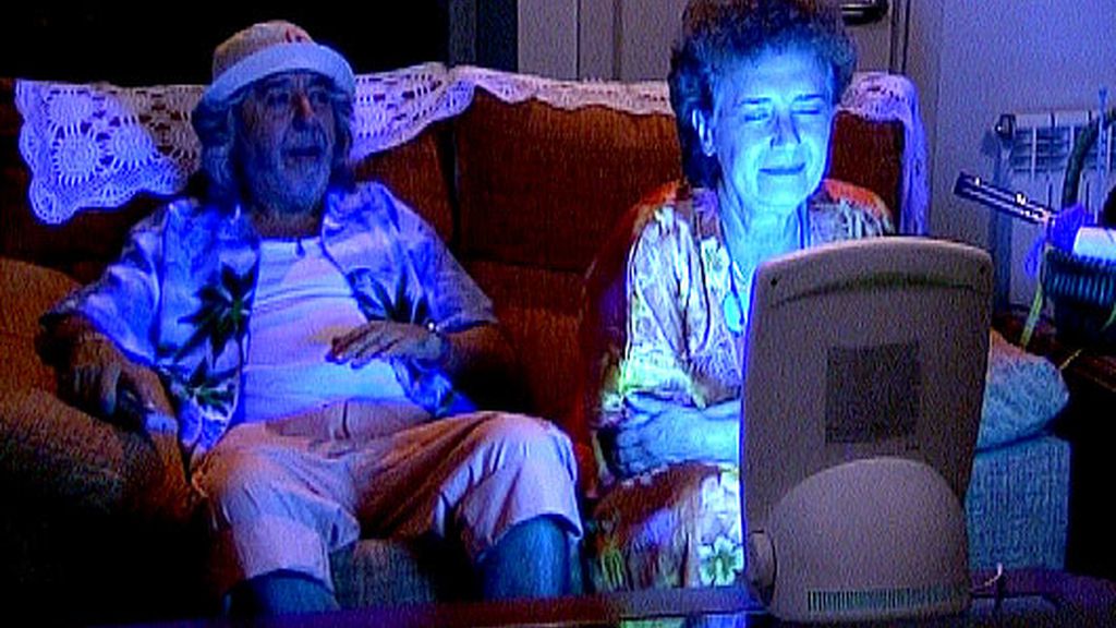 Cap. 14, T.2: 'Un parto, un crucero y un resort golf & Spa'