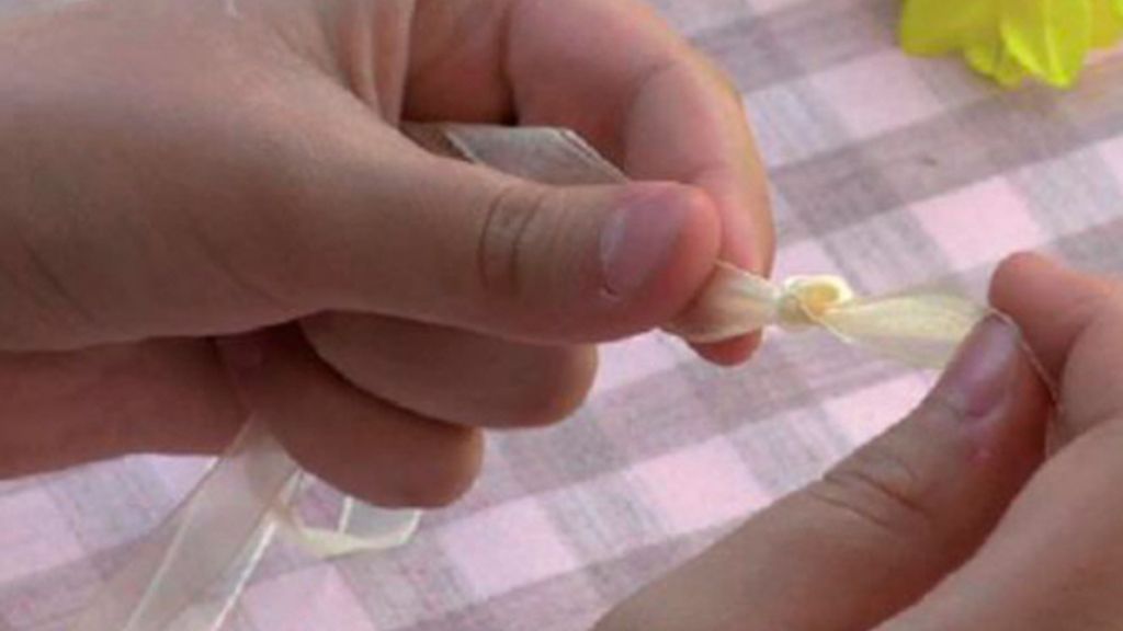 Tricotosas 34: Corona de flores