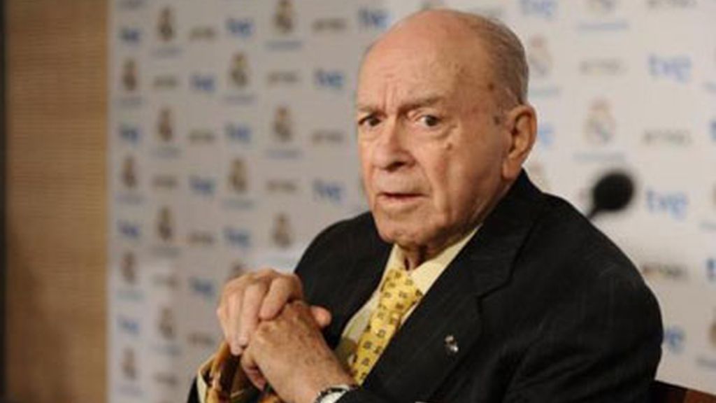 Alfredo Di Stéfano: "Tengo 86 años pero el corazón joven" Alfredo Di Stéfano: "Tengo 86 años pero el corazón joven"