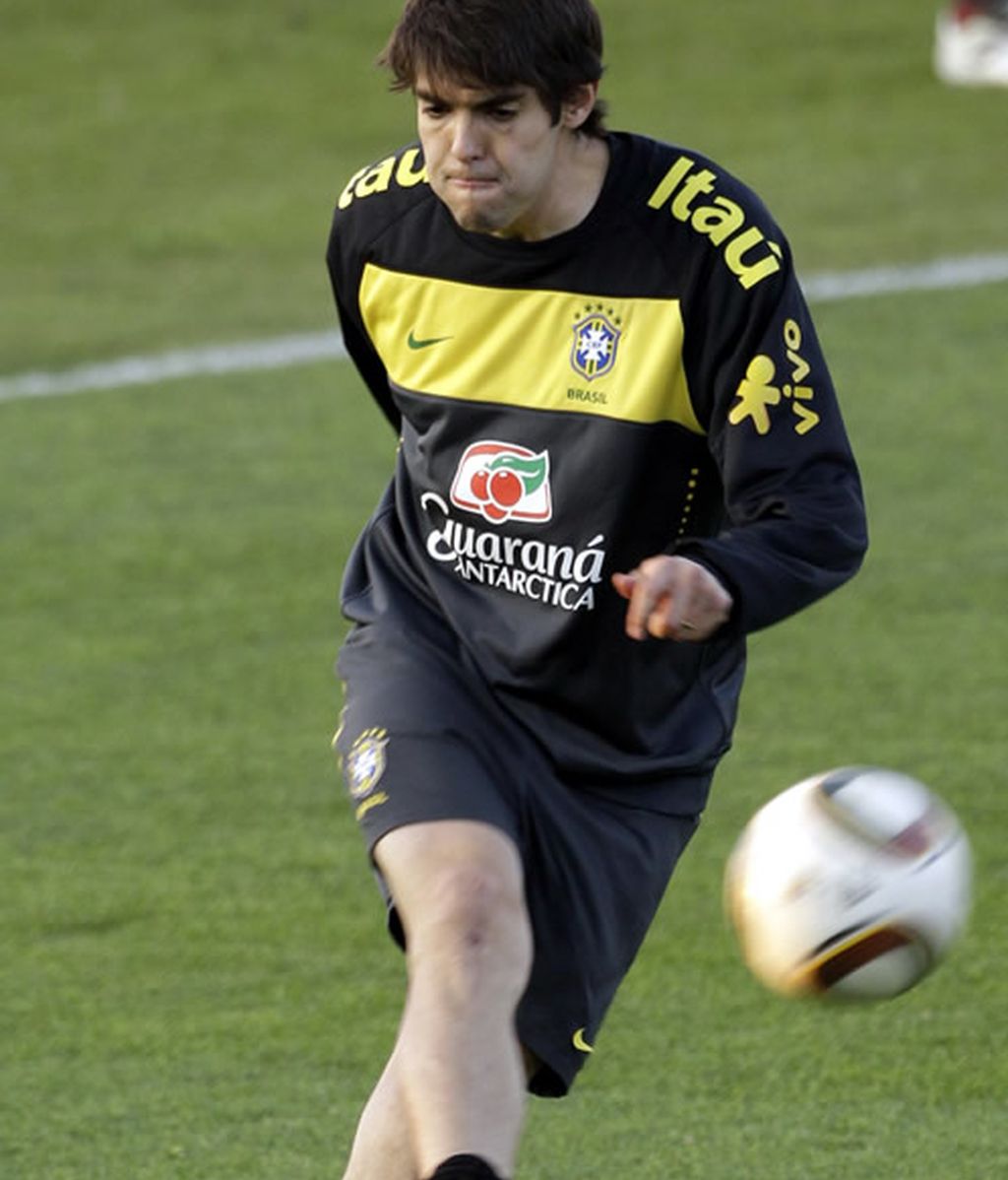 Kaká se estrena frente a Corea del Norte