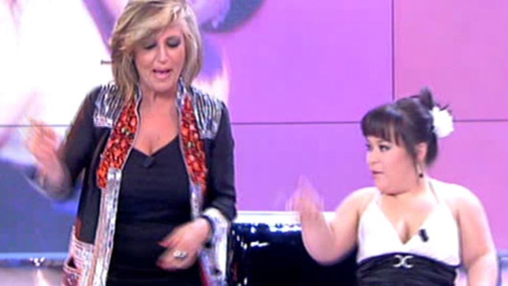 Chiqui, Belén y Lydia bailan 'Mama Chicho'