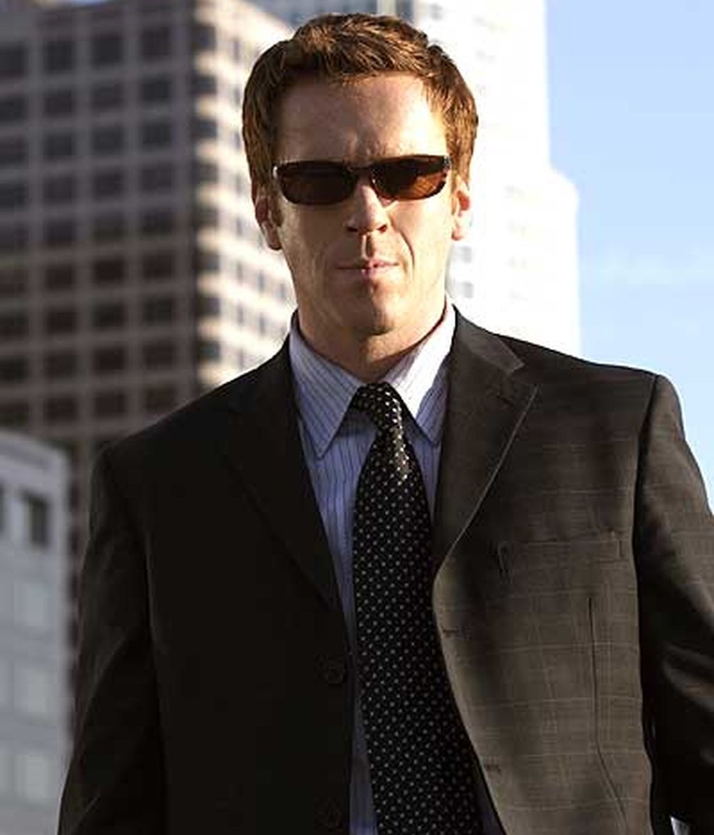 Damian Lewis da vida a Charlie Crews