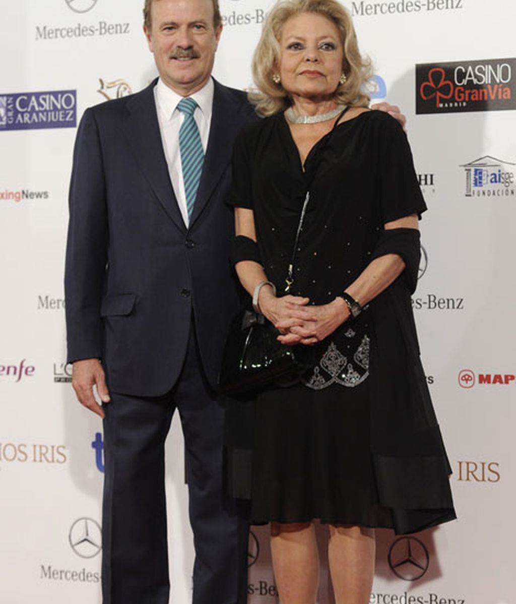 Manuel Campo Vidal y Mayra Gómez Kemp posaron juntos