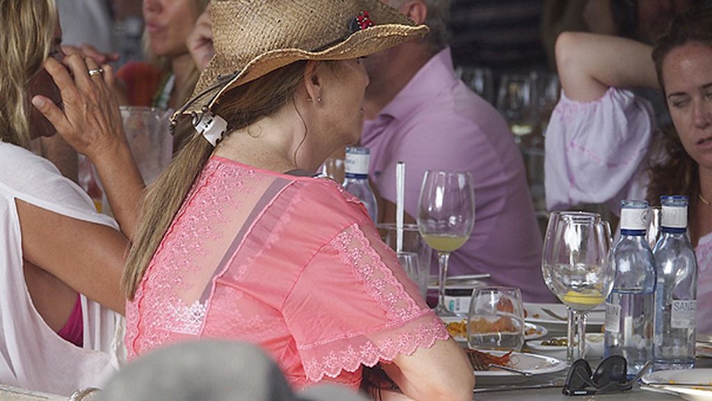 Susana acudió a la presentación de la colección de joyas de Elena Tablada