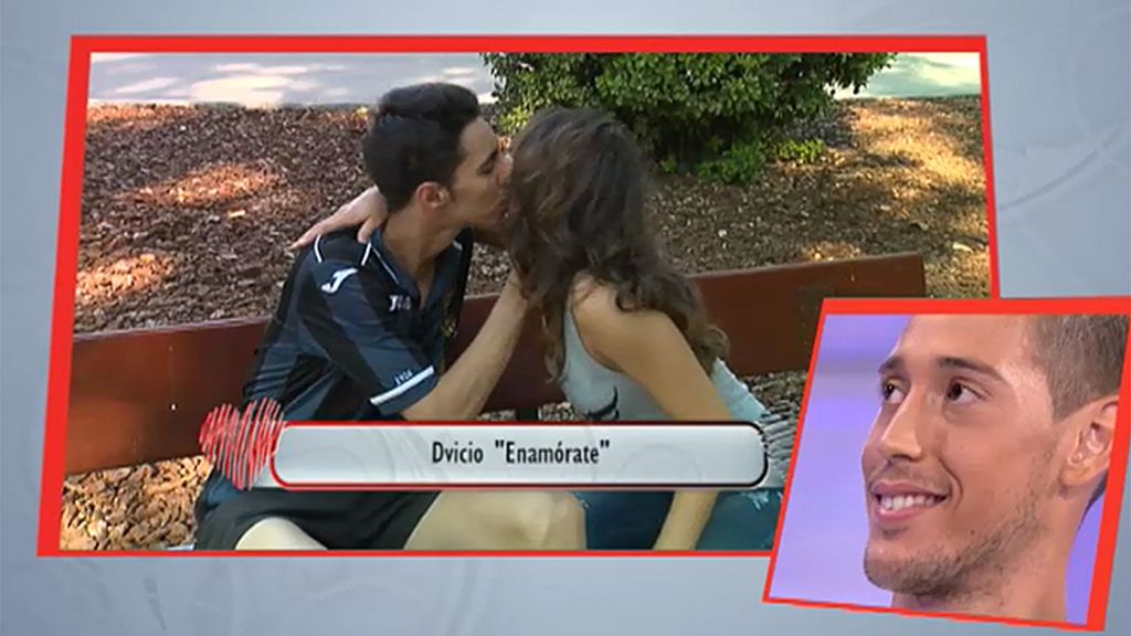 Alex le recriminó sus besos con Hugo y Omar