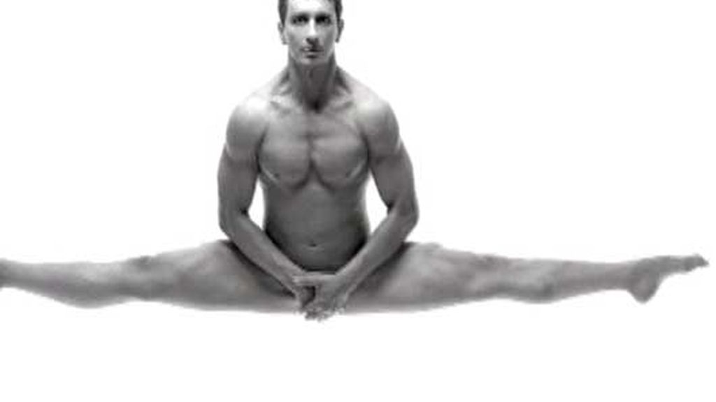 Adans Peres, al desnudo