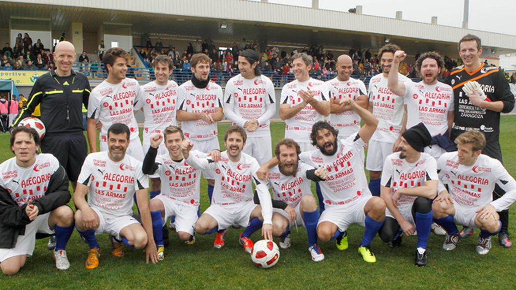 Deportividad y mucho sentido del humor entre los jugadores de los dos equipos