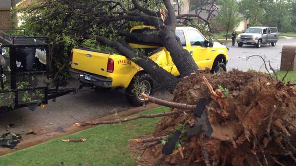 Alerta en EEUU por los devastadores tornados