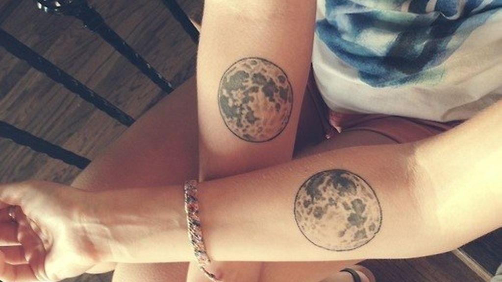 Esta es una selección de tatuajes que se han hecho gemelos y mellizos de diferentes partes del mundo y que han querido compartirlas con los demás a través de las redes sociales