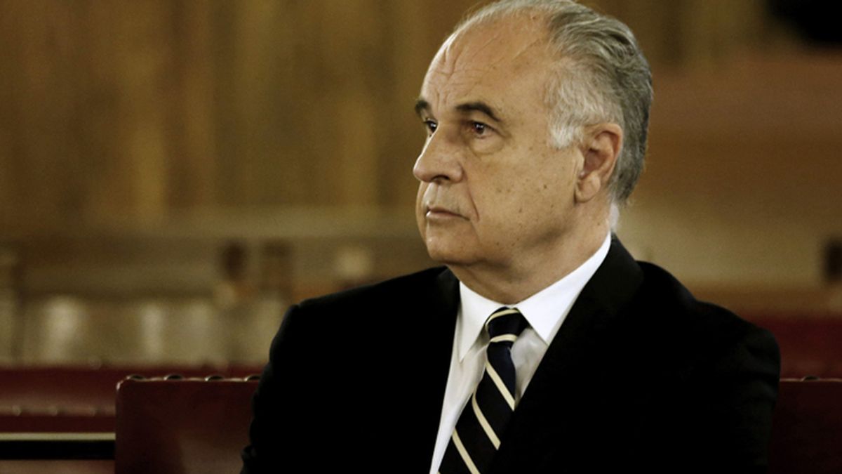 Rafael Blasco en el banquillo durante la primera sesión del juicio por el 'caso Cooperación'