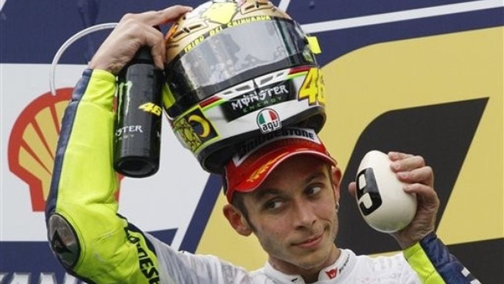 Rossi celebra su noveno Mundial