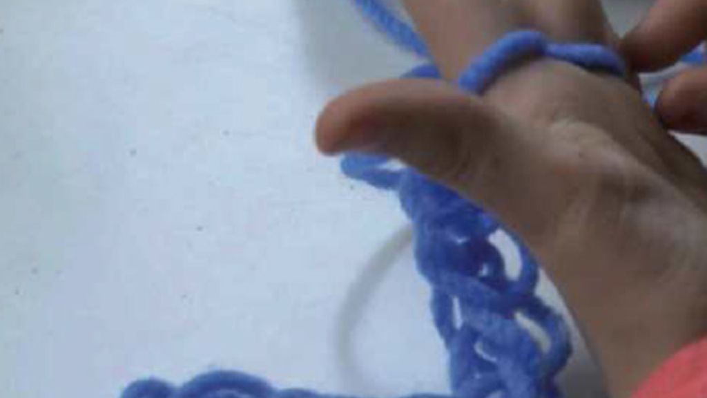 Capítulo 5 de Tricotosas: Tejer con los dedos