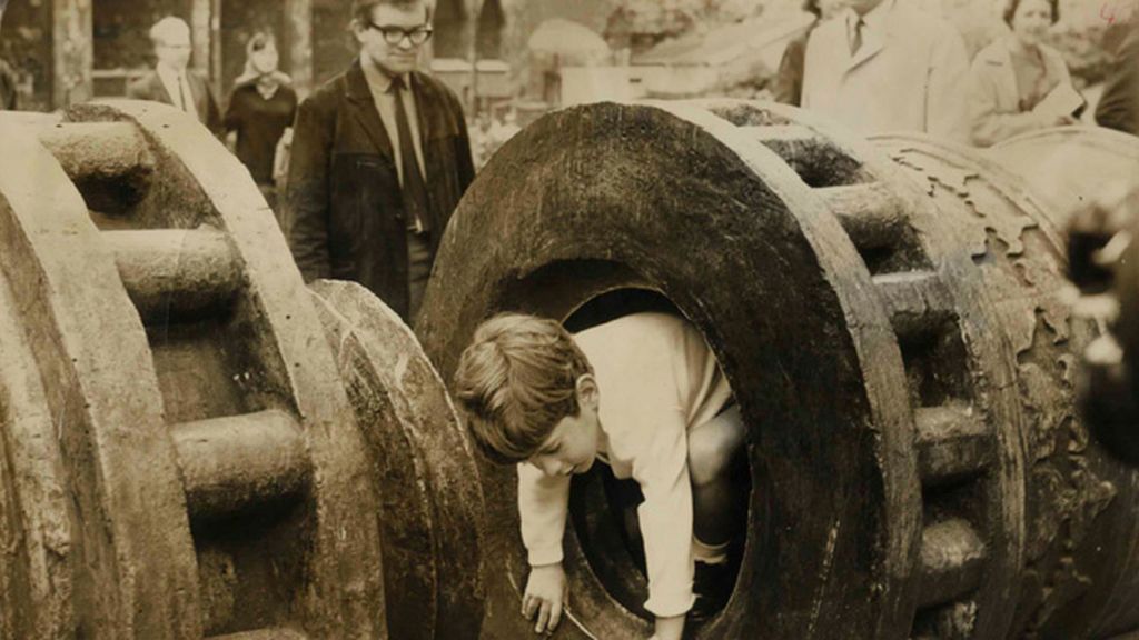 Imágenes del ex presidente John F. Kennedy, su esposa Jacqueline y sus dos hijos