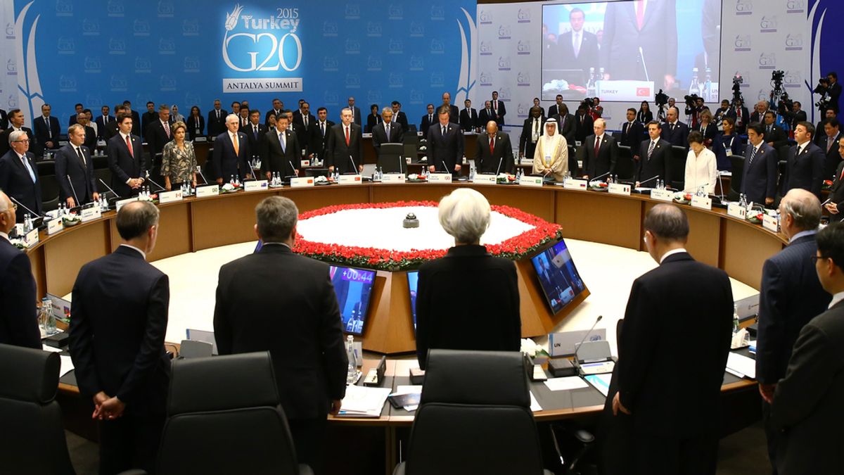 La Cumbre del G20 comienza con un minuto de silencio por París