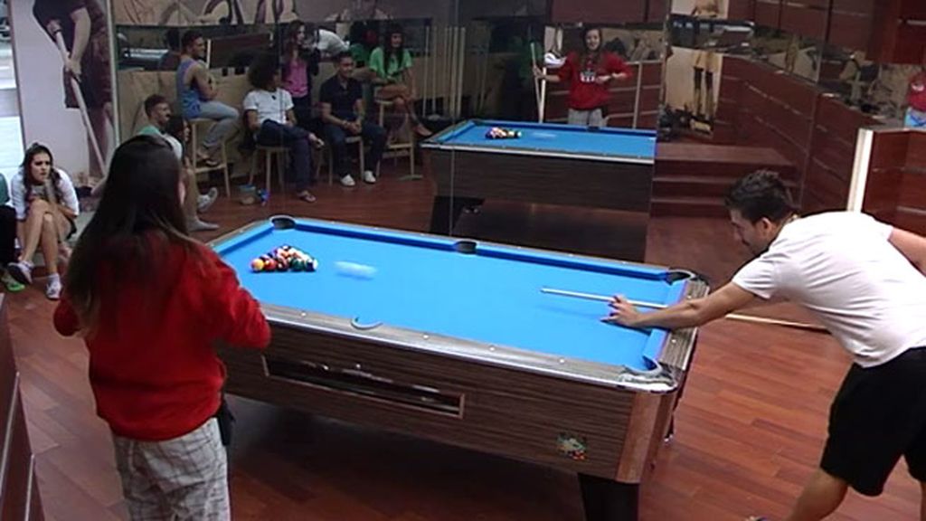 Ninguno de sus compañeros quiso perderse el duelo