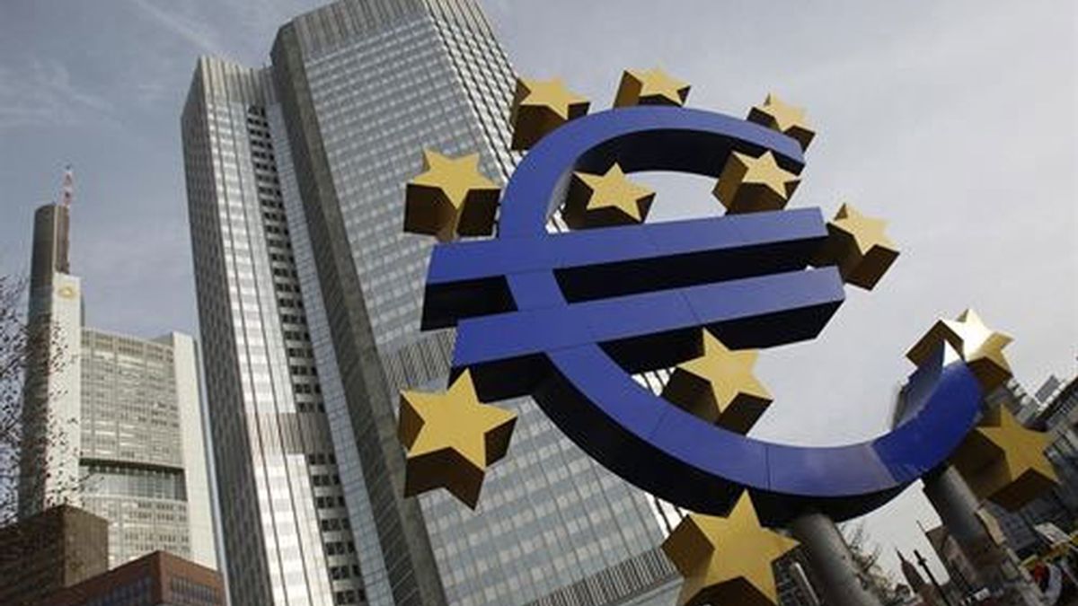 La Eurozona sale de la recesión