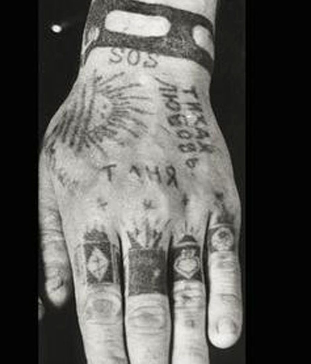 Enciclopedia Rusa del tatuaje criminal