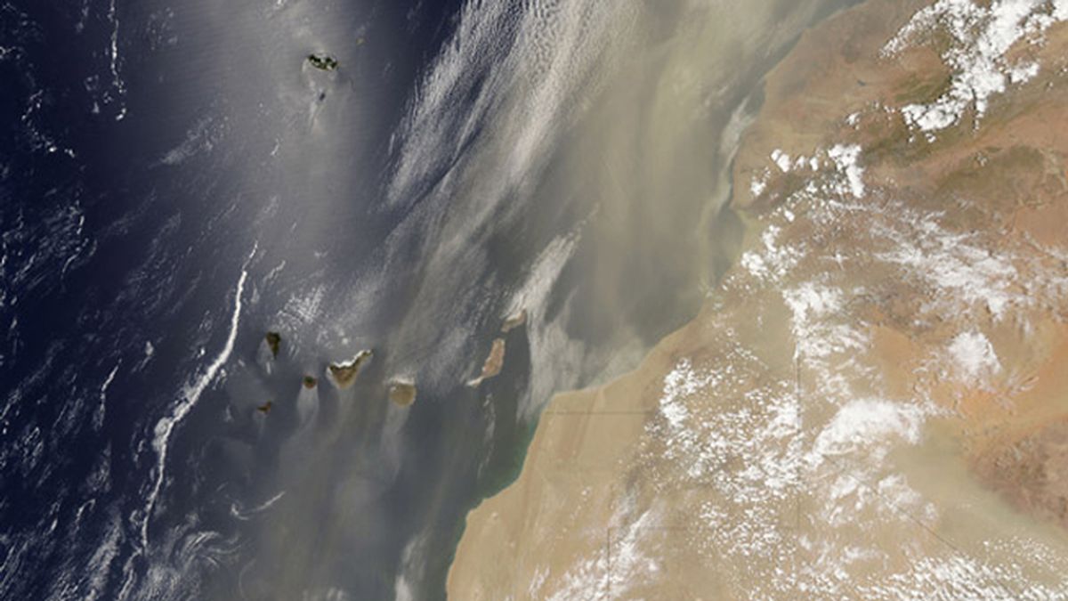La NASA captura la espectacular tormenta de arena que viajó desde las Canarias a EEUU