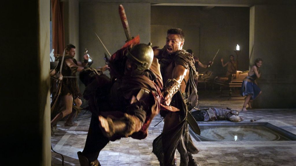 Spartacus y Crixus comienzan a gestar su venganza
