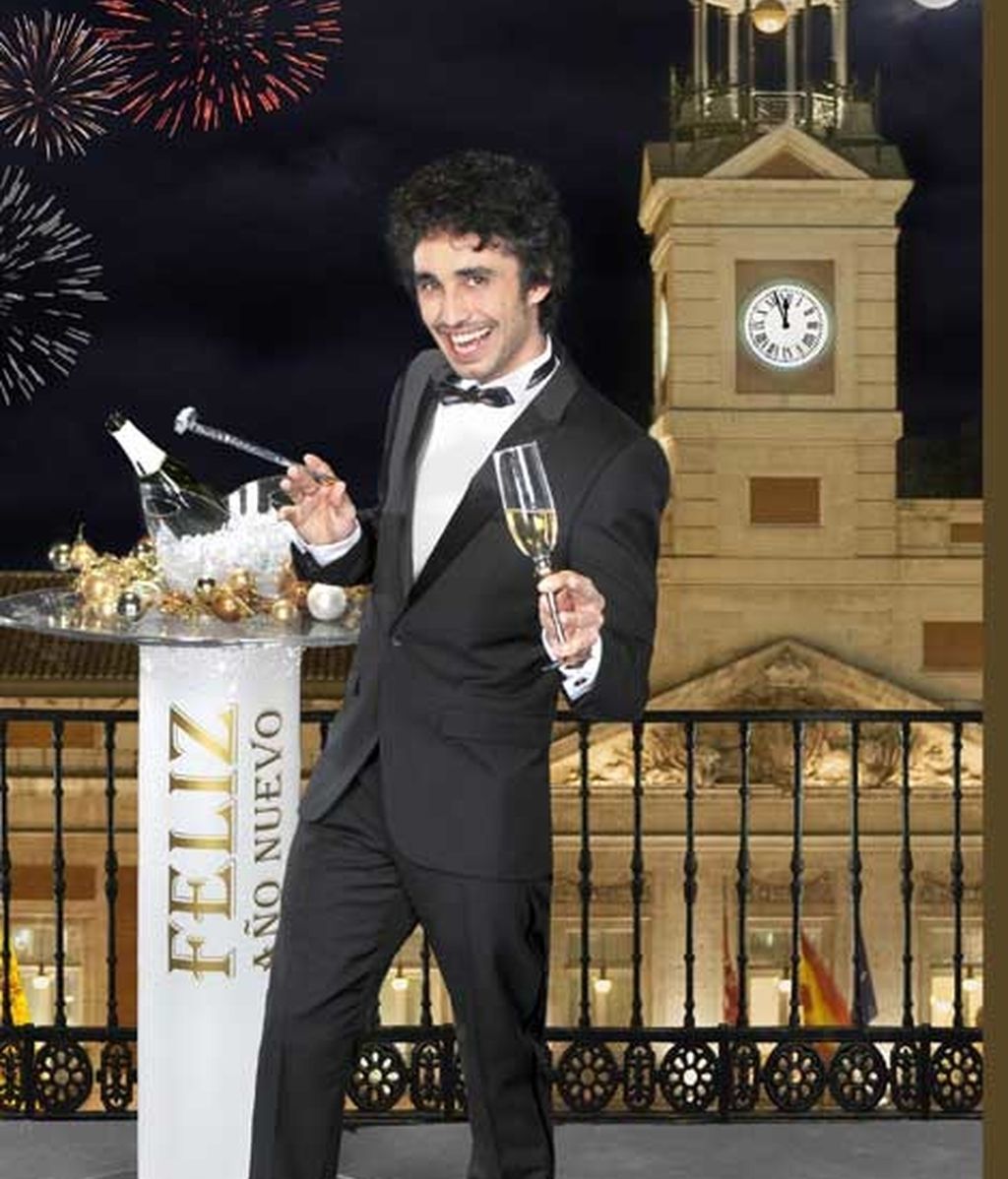 Los protagonistas de Aída se visten de gala para dar las campanadas