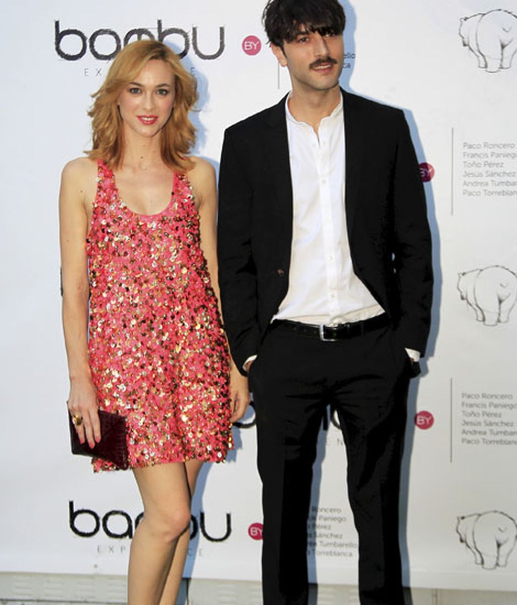 Marta Hazas llevó un vestido de lentejuelas en tono coral