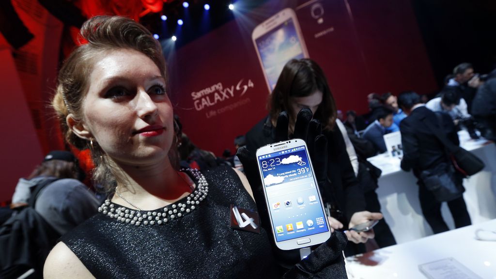 Todo lo que puedes hacer con tu Samsung Galaxy S IV con solo mirarlo