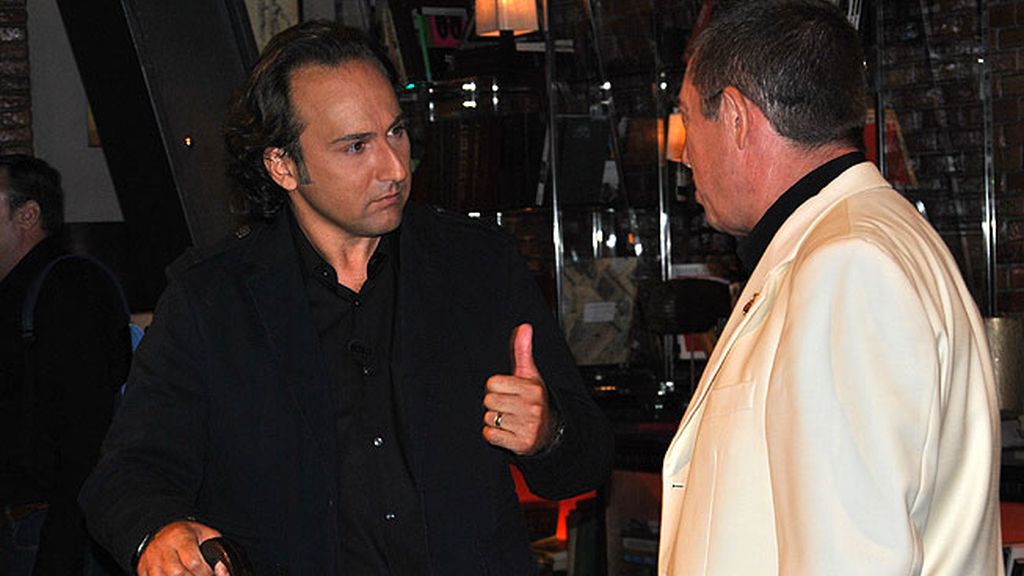 El plató de ‘Cuarto Milenio’: una biblioteca sin fin