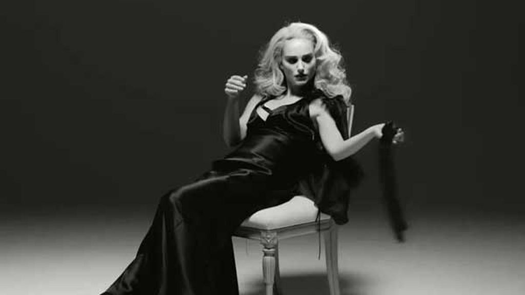 Natalie Portman seduce en blanco y negro