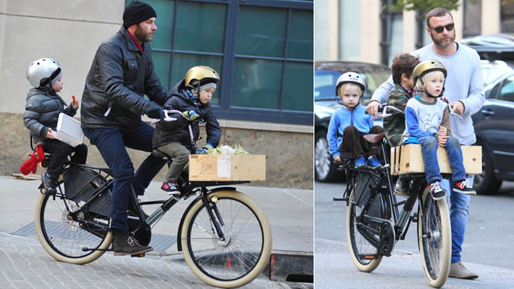 Liev Schreiber, un papá forzudo