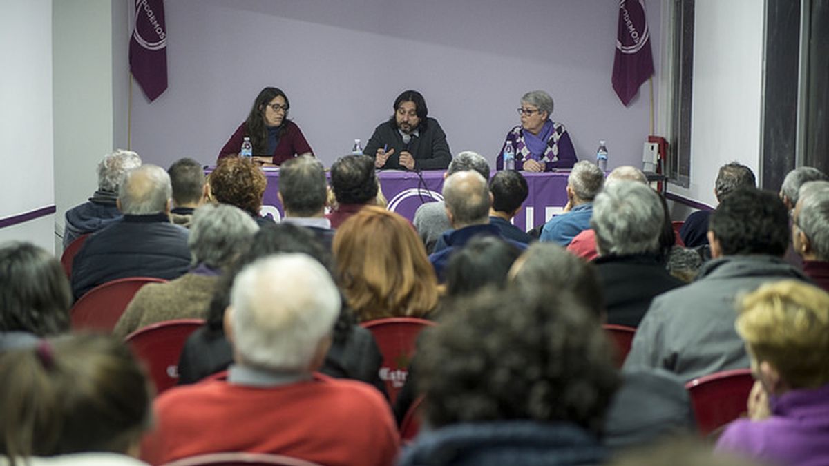 Reunión del Círculo vallecano de Podemos