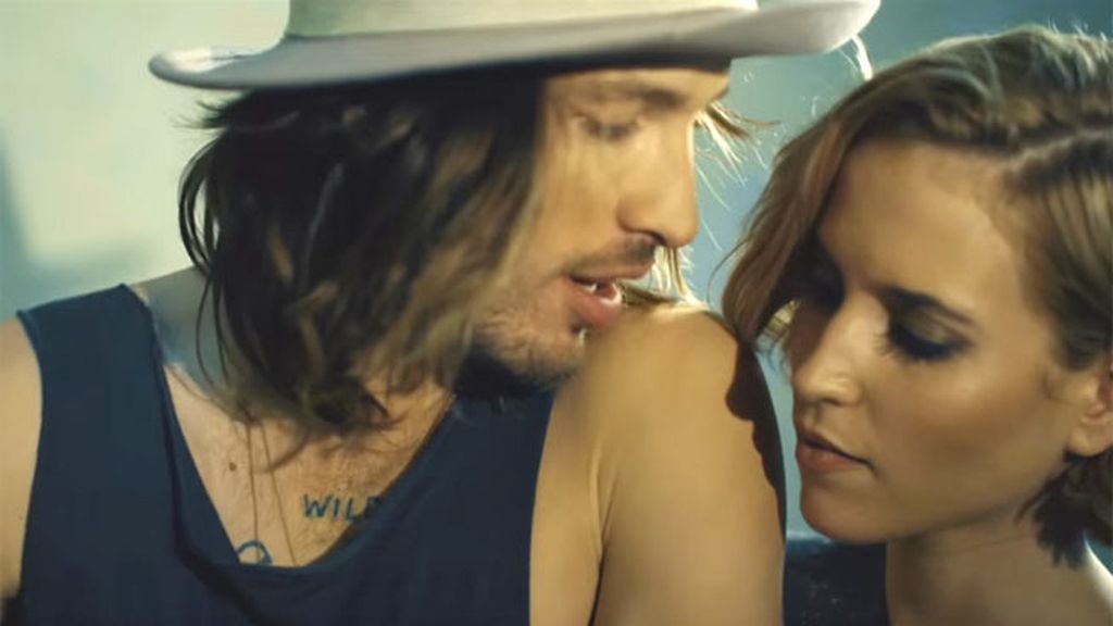 La canción se llama 'Haz conmigo lo que quieras'