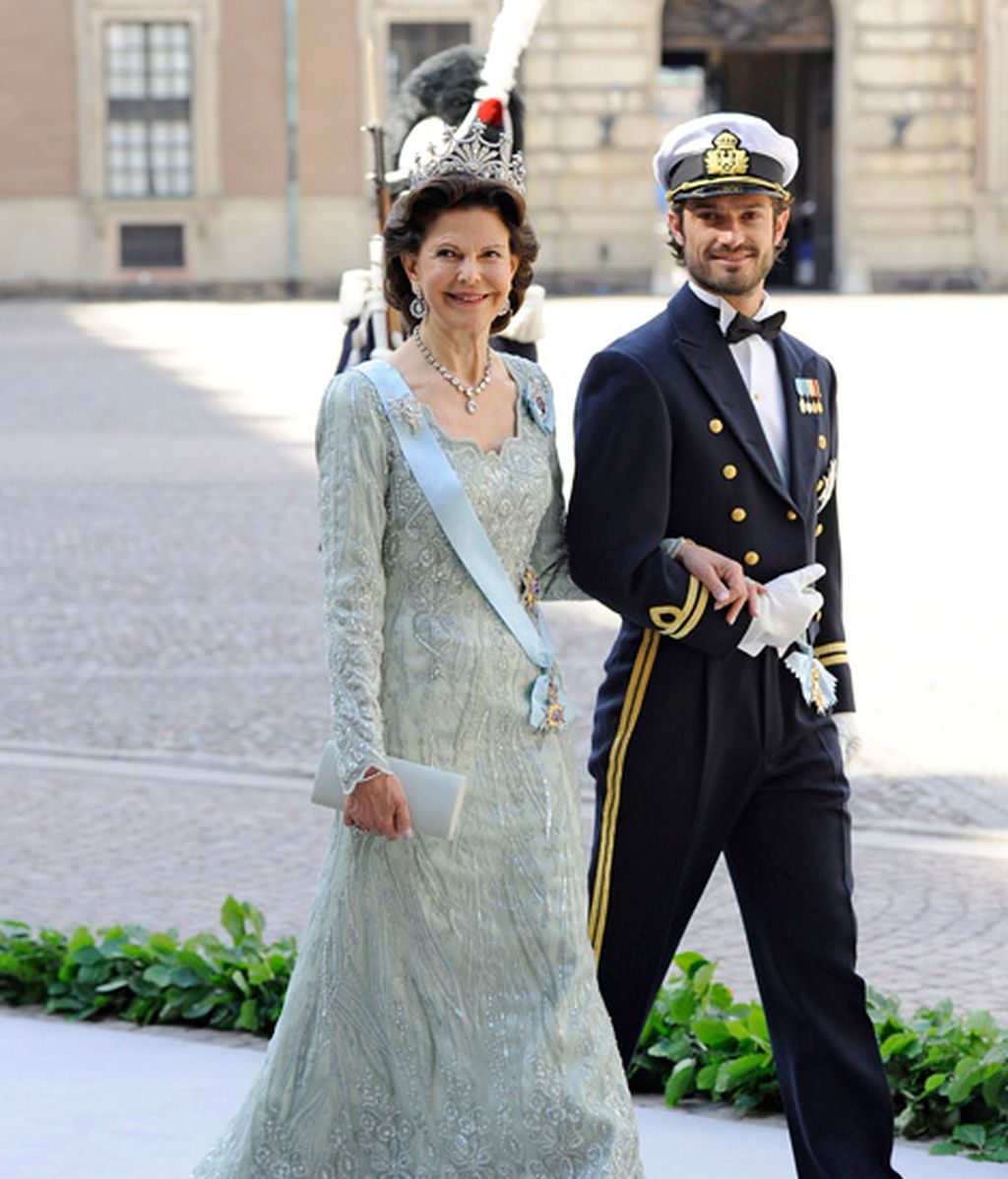 La reina Silvia, con su hijo Carlos Felipe