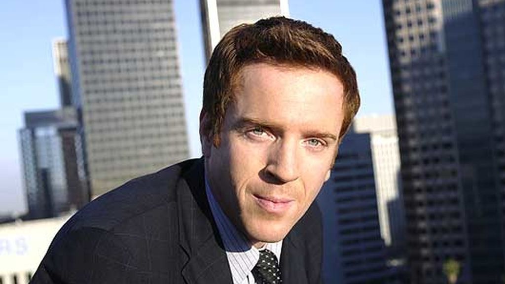 Damian Lewis da vida a Charlie Crews