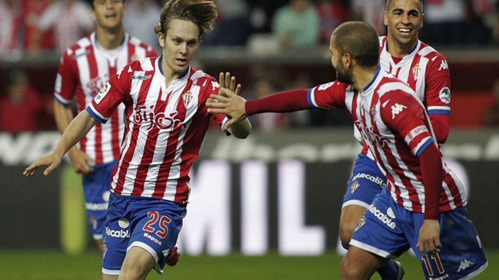 El Athletic asalta el Villamarín y Halilovic le da tres puntos al Sporting