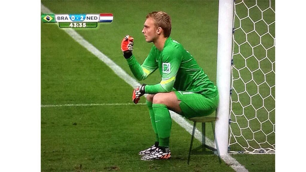 Twitter se vuelve a cebar con Brasil a base de memes