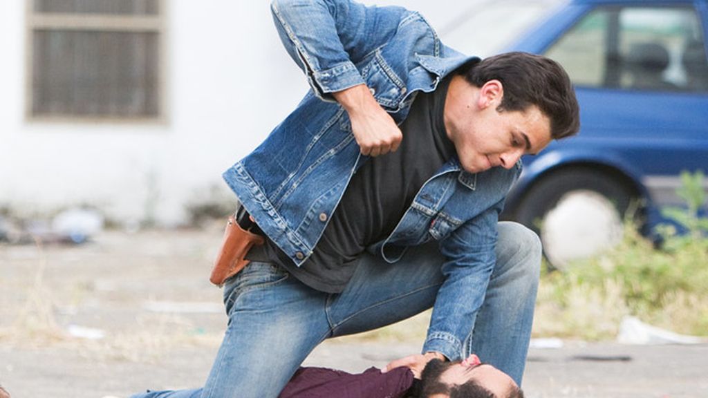 Agente Mario Casas, por favor, cachéenos