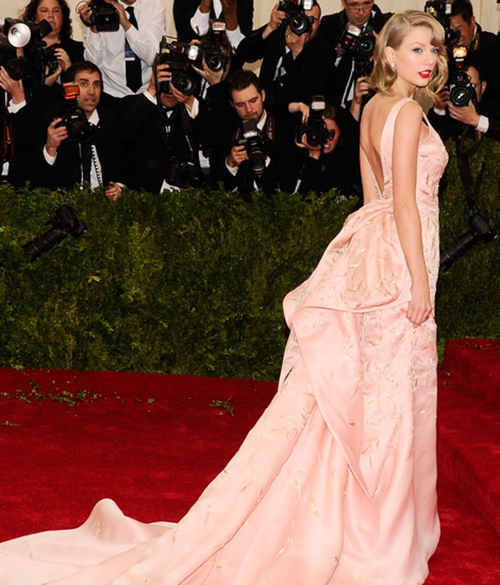 Derroche de glamour en la gala MET en Nueva York