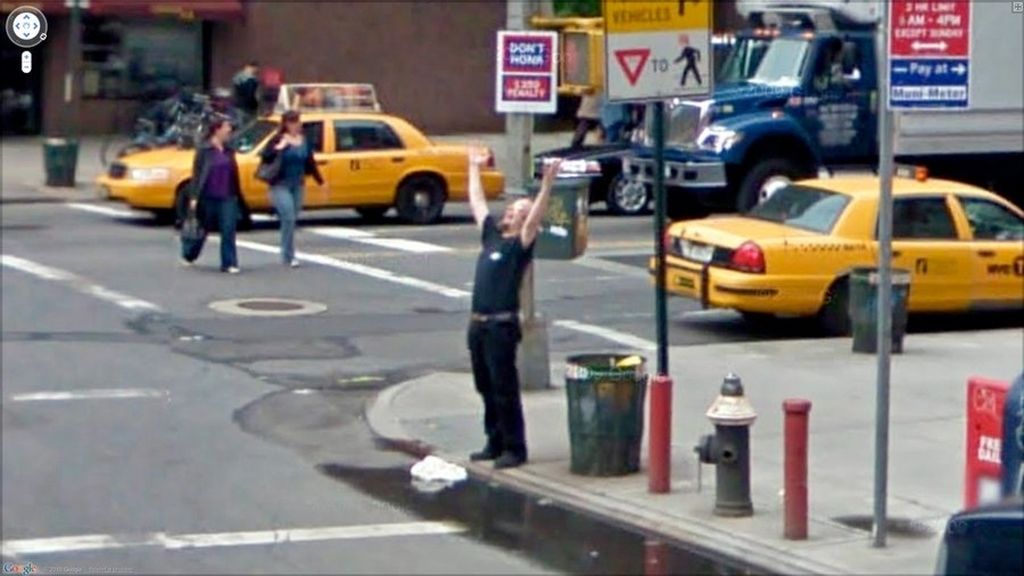 Las imágenes más surrelistas de 'Google Street View'