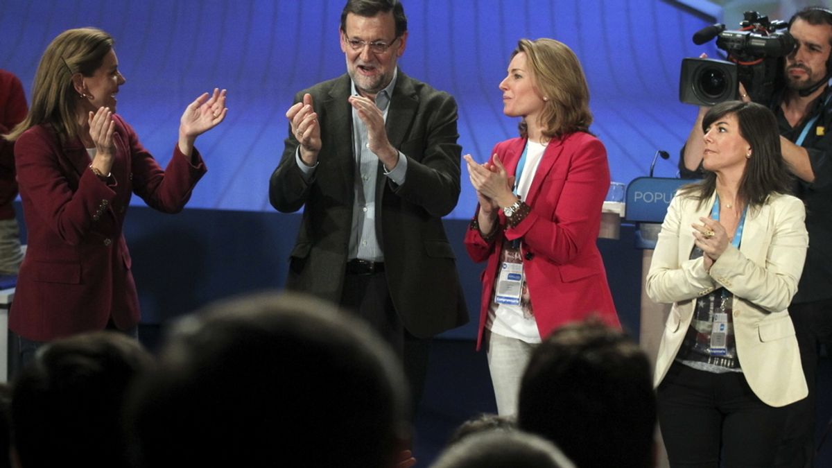 Rajoy apoya a Quiroga en la clausura del Congreso  del PP en San Sebastián