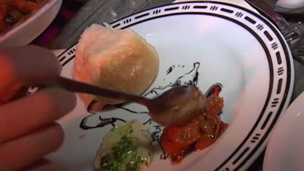 80 euros, cena y espectáculo