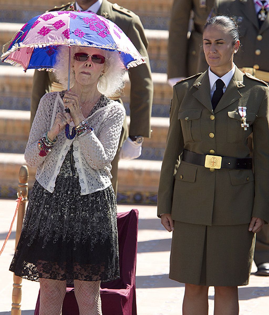 La Duquesa, firme por España; multicolor por amor